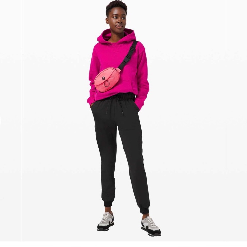 Lululemon Keep Moving Jogger Pant Black Women’s size 4 High Rise